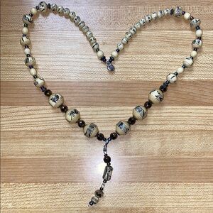 Vintage USA Pat. 4074400/2007  Cream and Brown Beaded Necklace